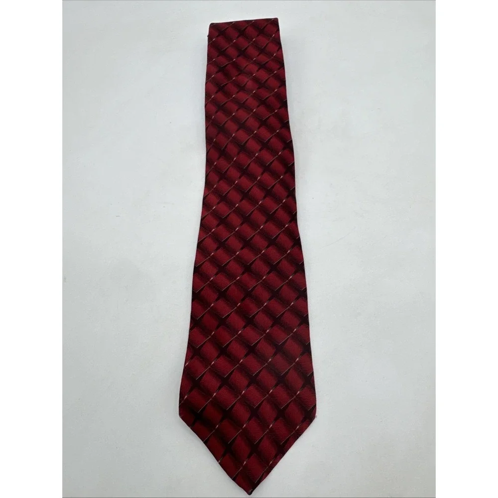 Bill Blass Red Silk Geometric Pattern Necktie for Men 60